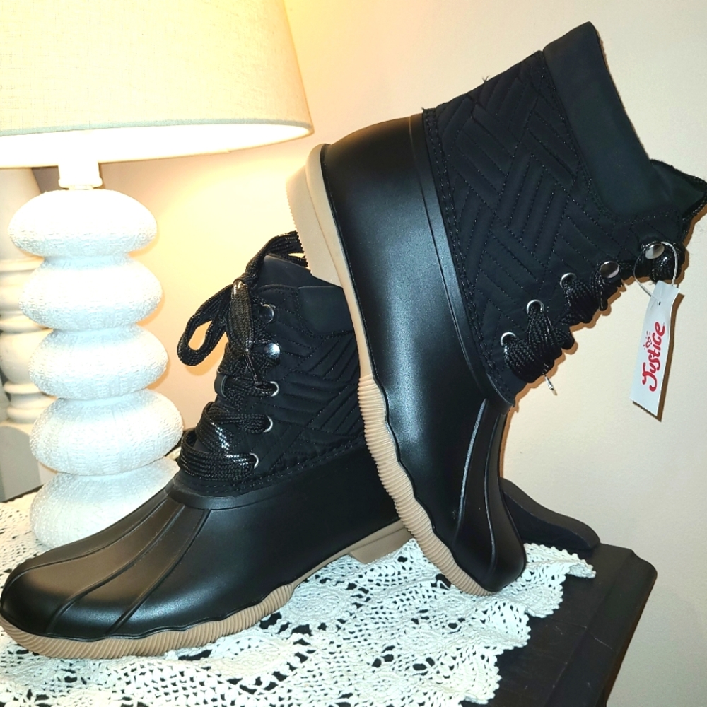 Black Duck Boots